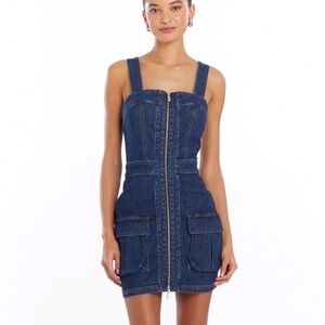 Amanda Uprichard jean dresa